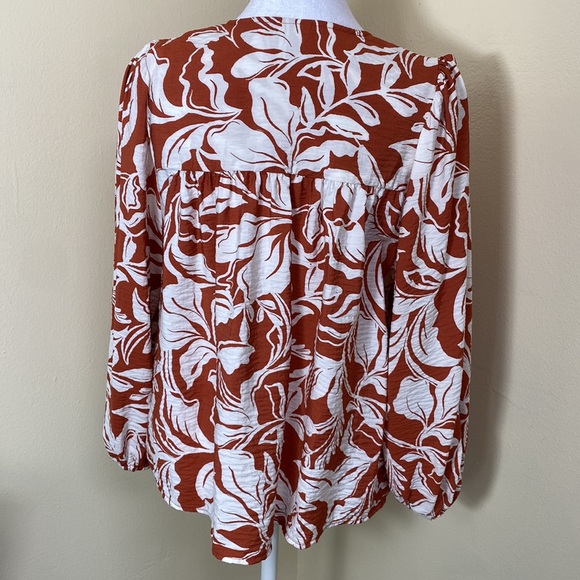 a new day | Fall Top | Brown & White | Medium - Picture 5 of 10